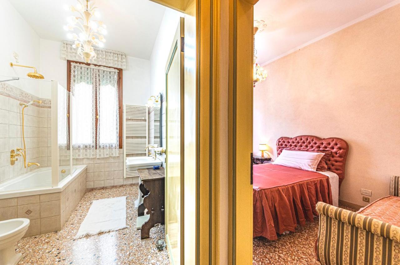 Ferienwohnung Casa Vescovo, Free Wi-Fi Near San Marco Square Venedig Exterior foto