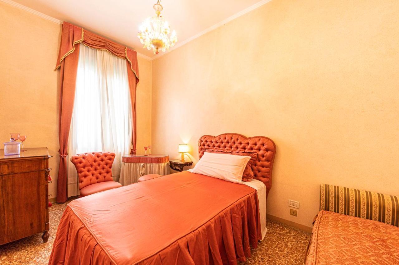 Ferienwohnung Casa Vescovo, Free Wi-Fi Near San Marco Square Venedig Exterior foto