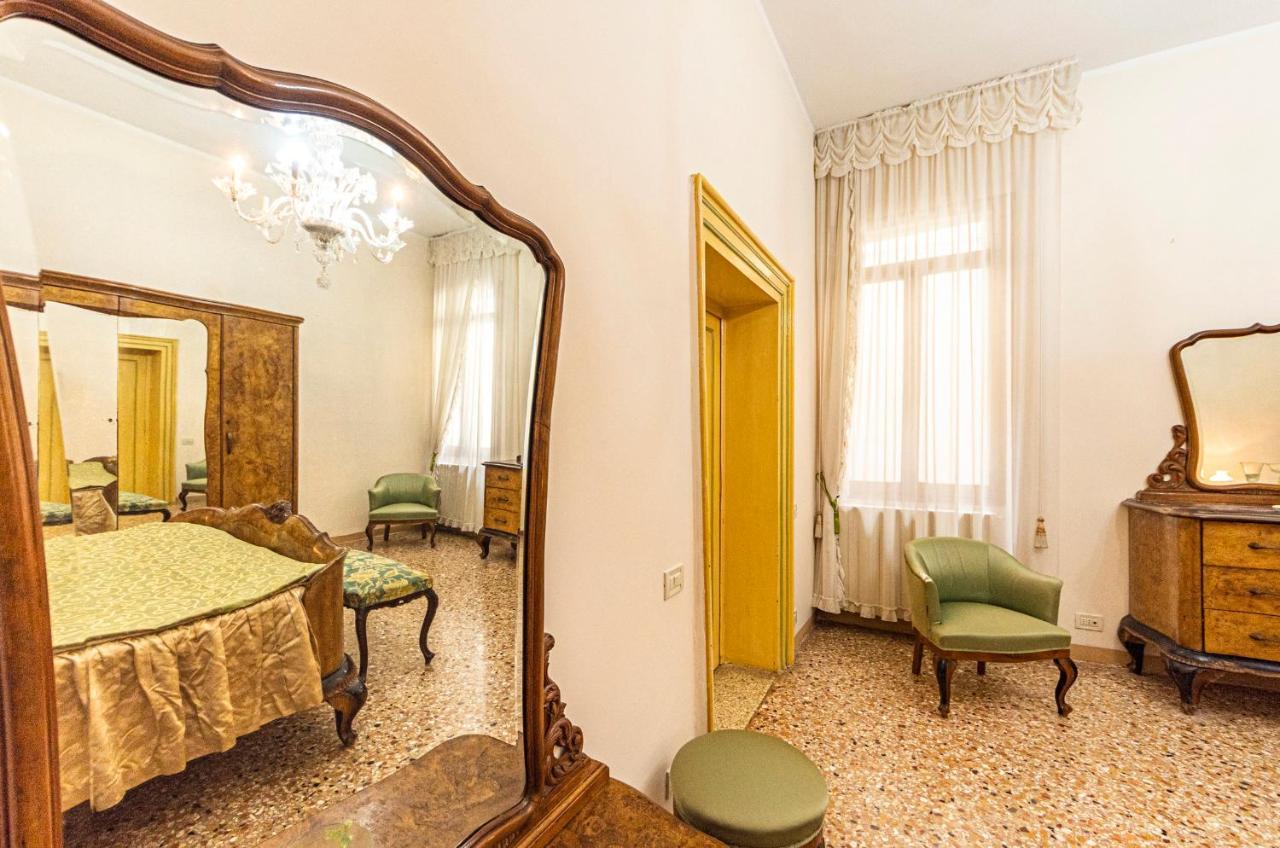 Ferienwohnung Casa Vescovo, Free Wi-Fi Near San Marco Square Venedig Exterior foto